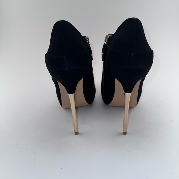 BNIB Obsession Rules Casi Black Suede Platform Bootie Size 8.5 - Picture 5 of 9